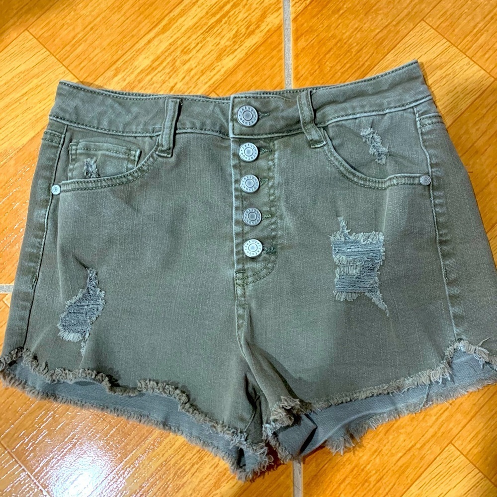 Dark gray refuge shorts size: 2